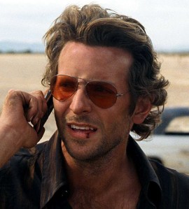 bradley-cooper-hangover-phone