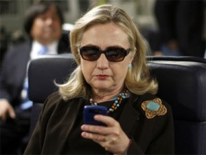 hillary-sunglasses